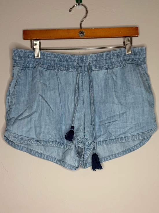 Vineyard Vines Pants - Vineyard Vines chambray tencel lyocell denim shorts drawstring size small